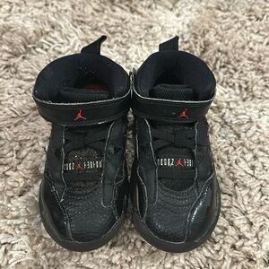 Jordan Jumpman Two Trey Black/University Red/Black size 7